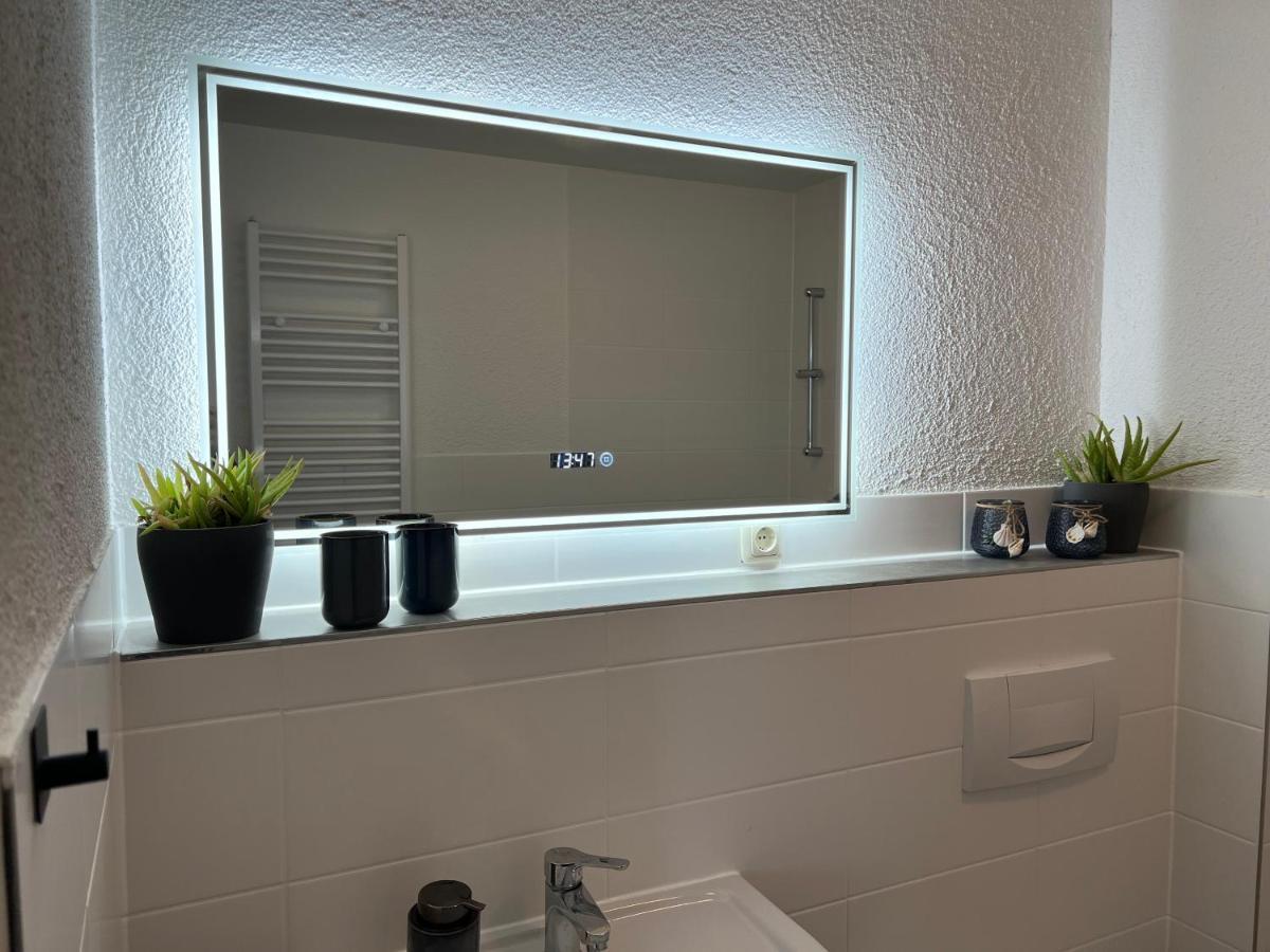 Apartment Juna Mit Tg Stellplatz Lipcse Kültér fotó