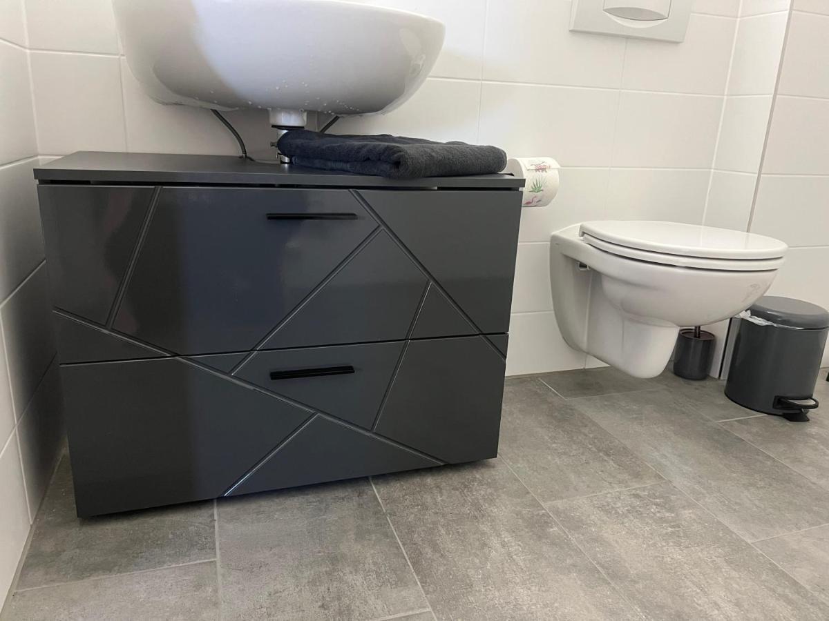 Apartment Juna Mit Tg Stellplatz Lipcse Kültér fotó